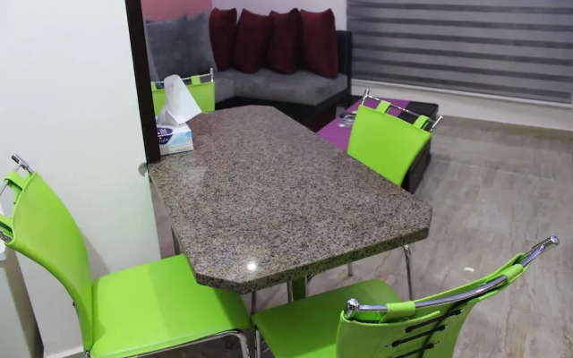Modern Cosy & Central Location