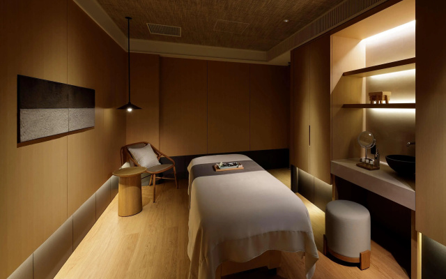 ROKU KYOTO, LXR Hotels & Resorts