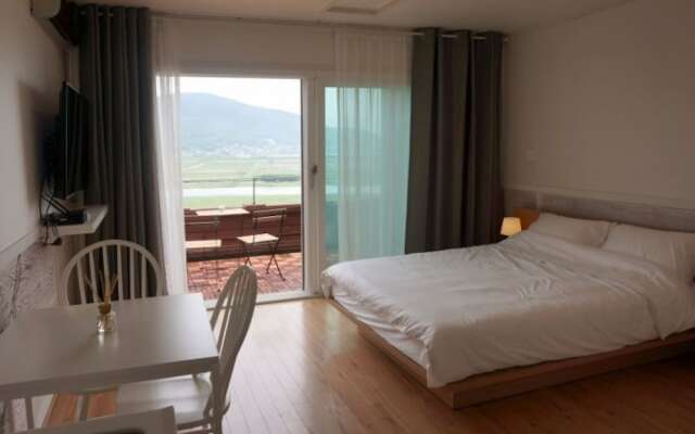 Ganghwado Maeumsoge Geurinjip Pension