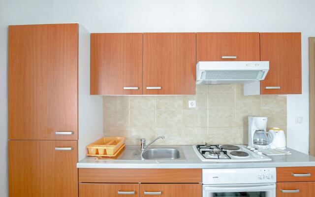 Attractive Apartment in Mastrinka near Sea Beach