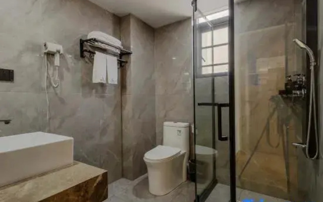 Zhaotong Fuzhou Hotel Jinhai Building Materials City, Shenggeng Cultural Park)