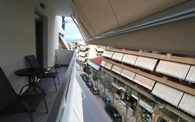LA Larissa Luxury Apartments Kreousa