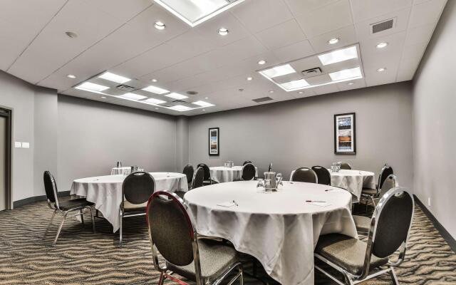 Best Western Plus Cambridge Hotel