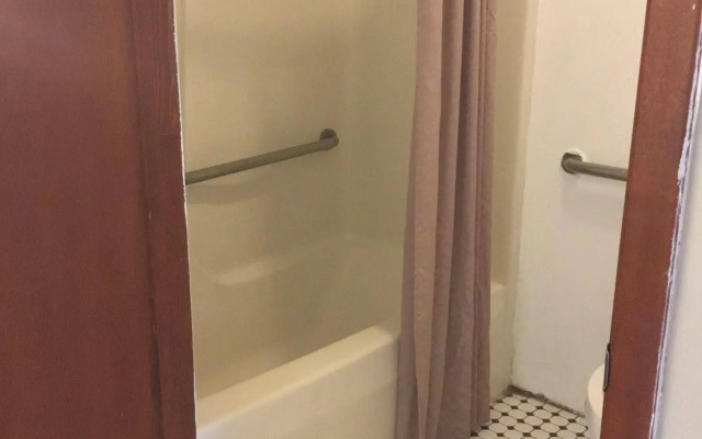 Niagara Rainbow Resort