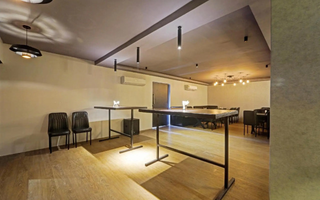 OYO Townhouse 1090 Fantasea Hotels