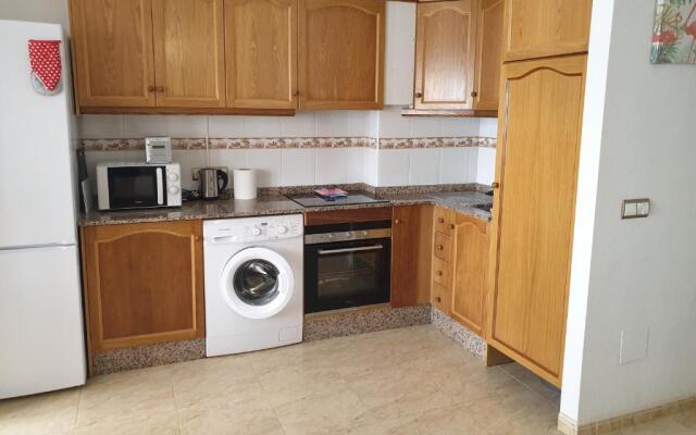 Calle Miguel Delibes 2