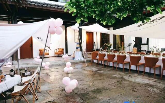 Xiaoyincicheng Shiba Flower Room B&B