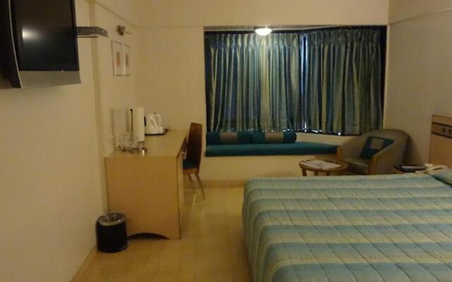 Hotel Suncity Residency