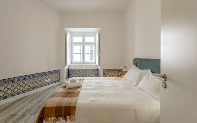 Bairro Alto Garden IV by Homing