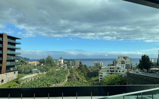 Banana Lodge by Atlantic Holiday