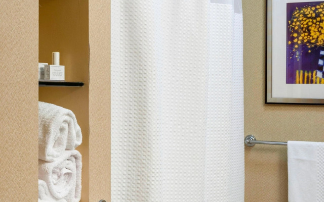 Courtyard by Marriott Ventura Simi Valley