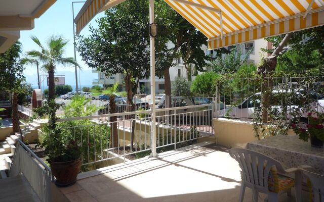 Pinus Apart & Hotel