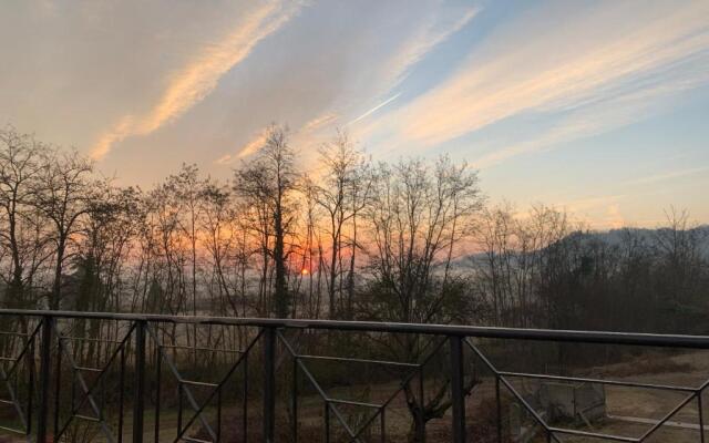 Remarkable 6 Bedrooms Villapiemonte With Land