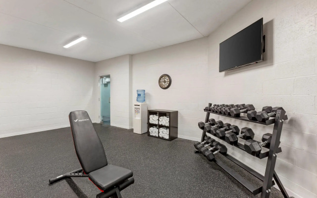 Quality Suites Whitby