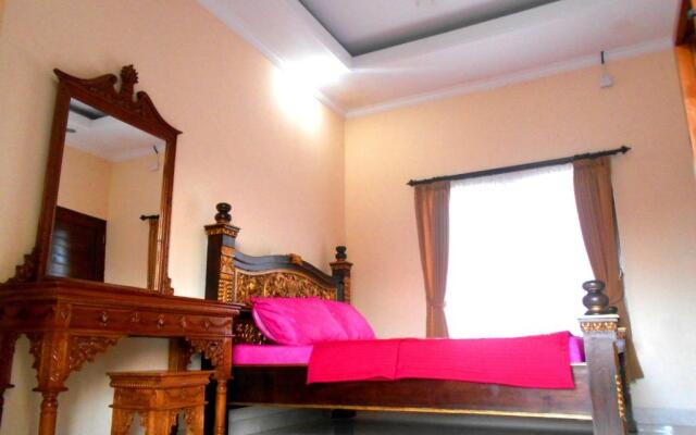 Puri Asri Bungalow