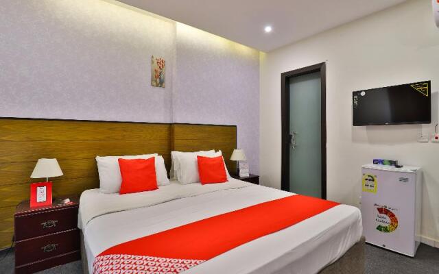 OYO 385 Qamar Residential Units