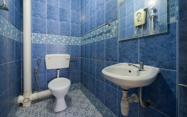 CP Hotel by OYO Rooms