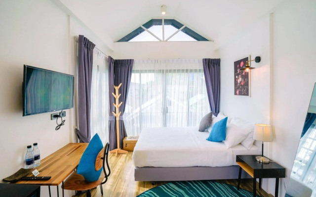 The Seaton House Phuket