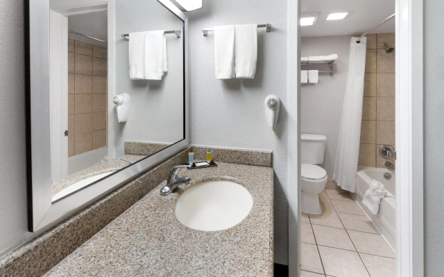 Travelodge by Wyndham New Braunfels