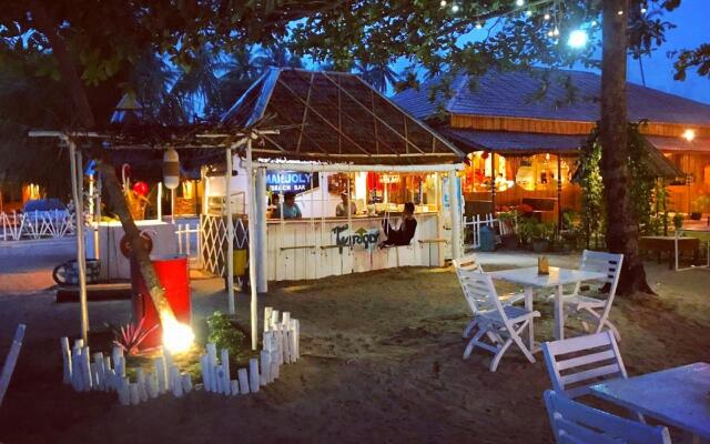 New Marjoly Beach Resort