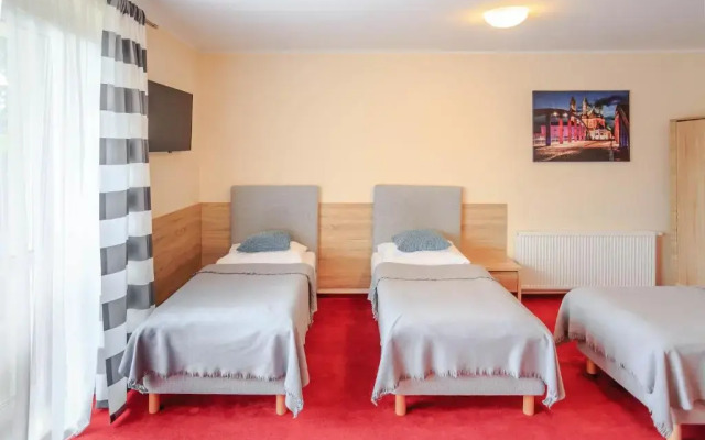 Botanik Hostel