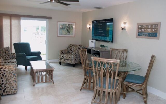 Jamaica Royale 007 - 1 Br Condo