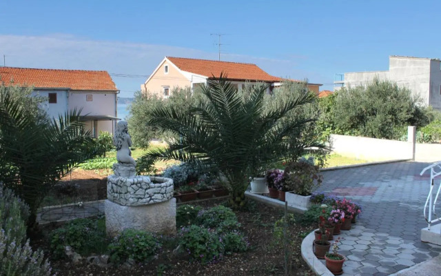 Apartments by the sea Brodarica, Sibenik - 5736