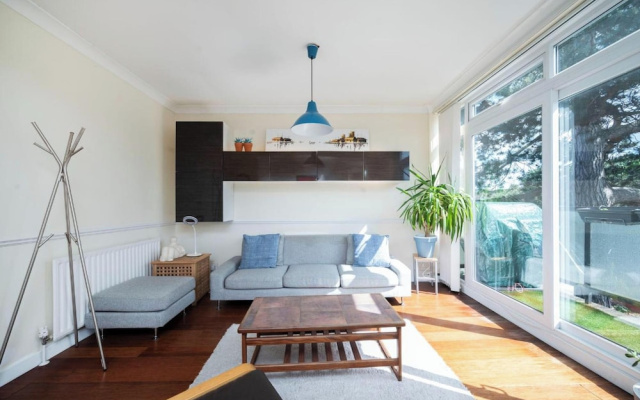 Cosy One-bedroom Flat in Bromley