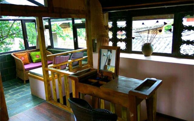 Lijiang Baisha Free Time Designed Hotel