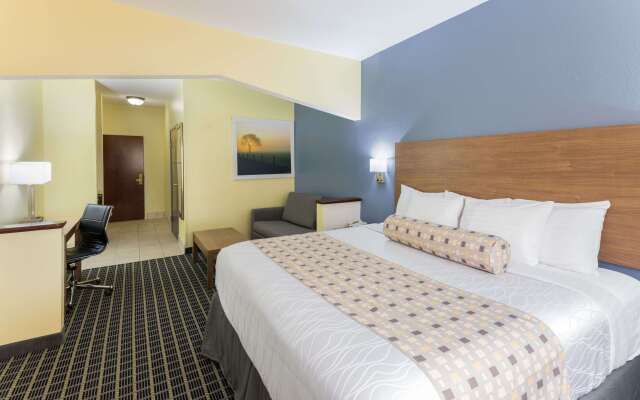 Days Inn & Suites by Wyndham Union City