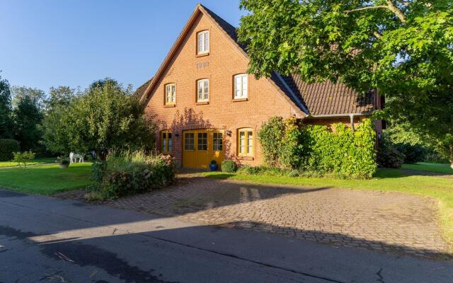 Country house in Vollerwiek