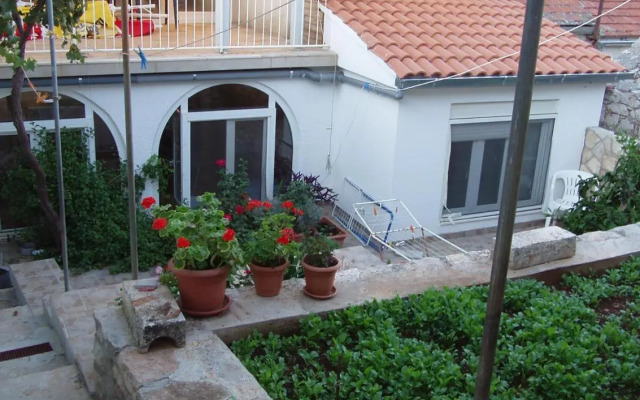 Seaside holiday house Cove Zarace - Gdinj, Hvar - 2048