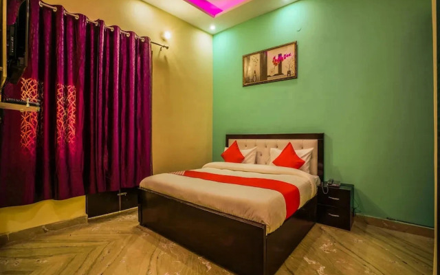 Janak Residency By OYO Rooms