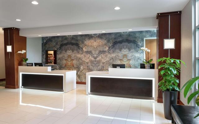 DoubleTree by Hilton San Francisco Airport North Bayfront