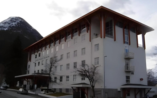 Grand Hotel - by Classic Norway Hotels