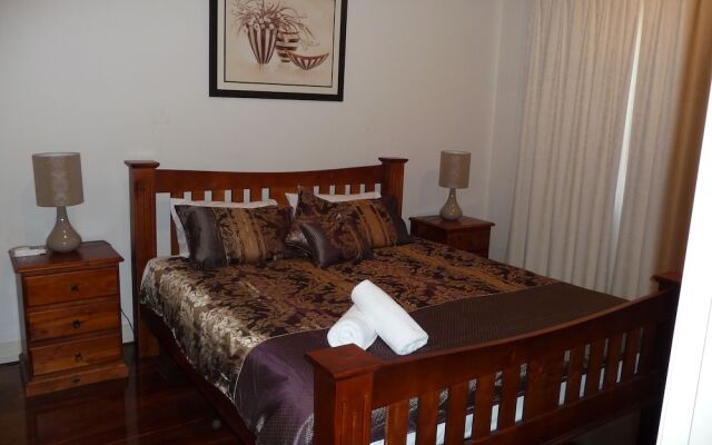 Luxury Escape in Adelaides East End