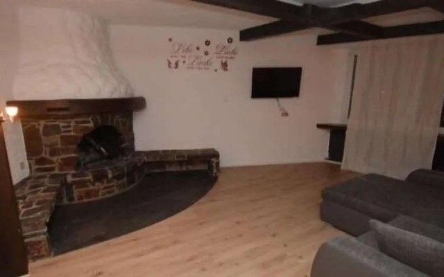Ab Apartment 133
