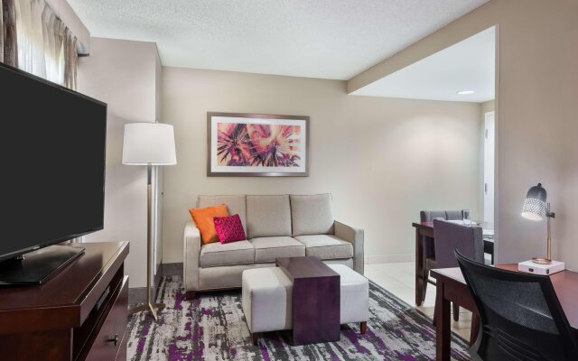 Homewood Suites by Hilton® Orlando-UCF Area