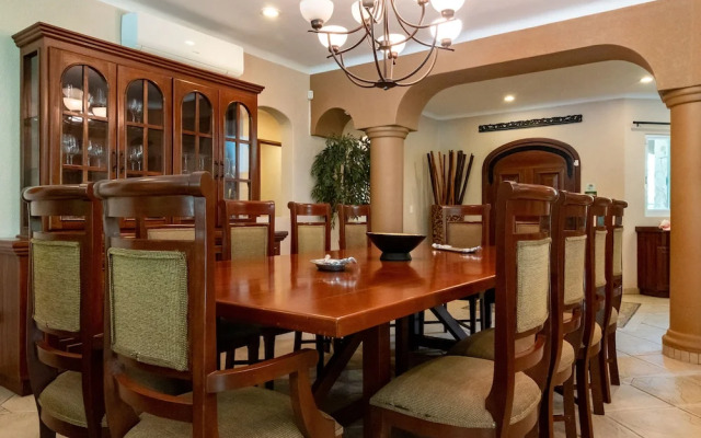 Casa Gran Escape by Playa Paradise