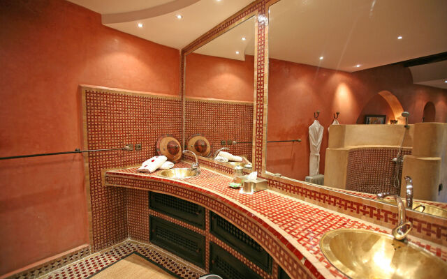 Riad et SPA Misria Les Orangers