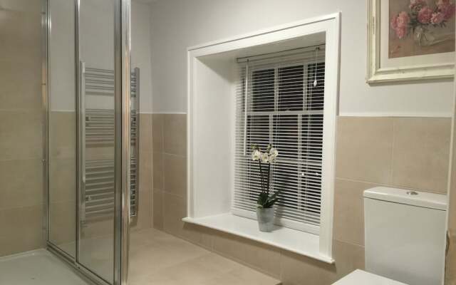 The Moon Inn at Stoney Middleton