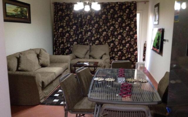 Royal Chalet Porto Sokhna عائلات فقط