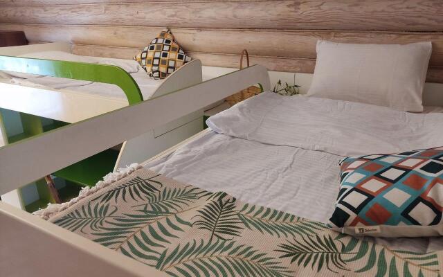 Бревенчатый дом Абзаково