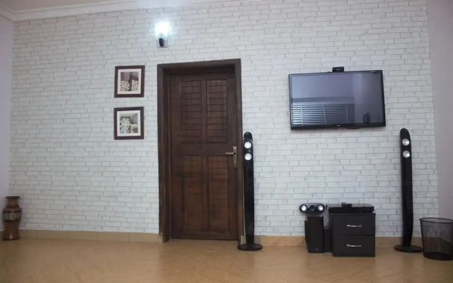Studio 21