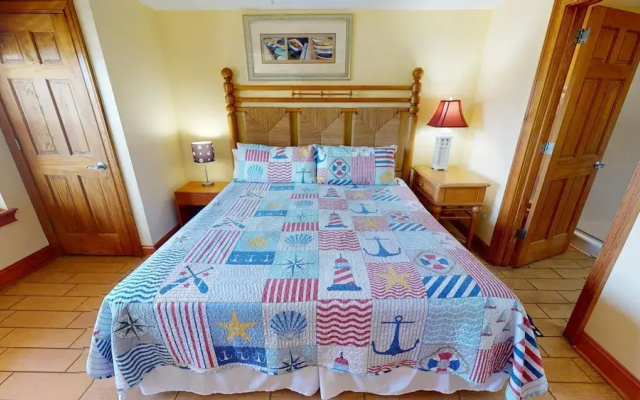 Tybee Beach Club 113 by Tybee Vacation Rentals
