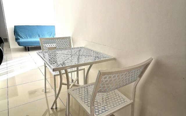 Sky Hive Cozy Apartment Suite, Georgetown