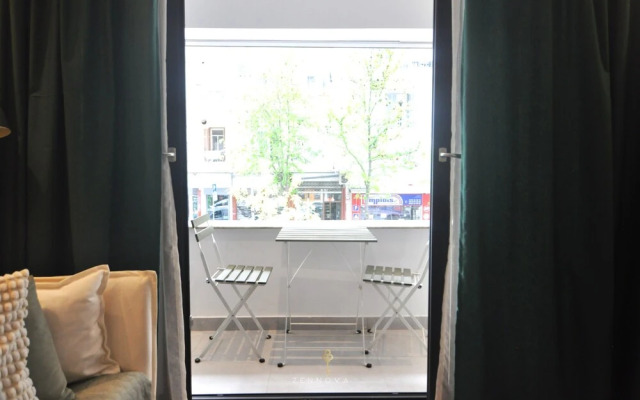 Zennova 71 Mondè Thessaloniki Apt
