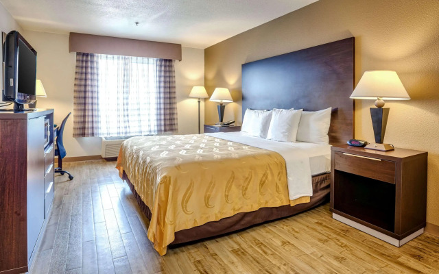 Quality Inn near Six Flags Discovery Kingdom - Napa Valley