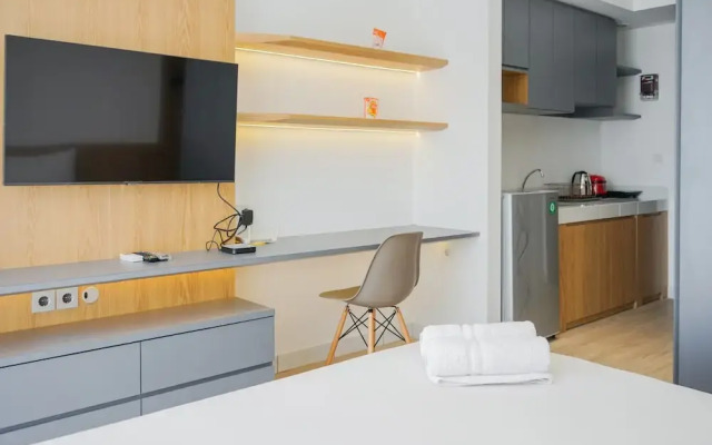 Modern Industrial Studio Apartment at Casa de Parco