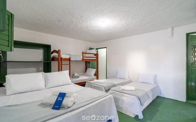 House w. 5-br and Pool 200m From the Beach Fpl0228